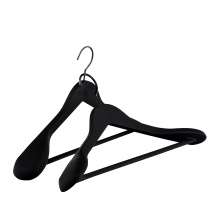 Custom LOGO good quality ABS plastic clothes hanger black plastic heavy duty hanger